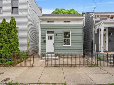 825 Dayton Ave