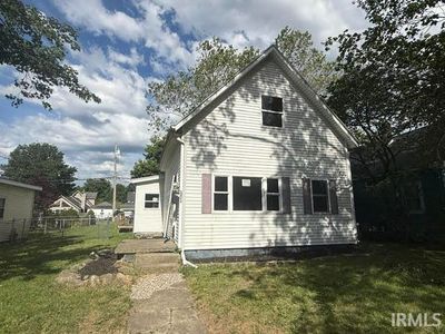 1211 N Michigan St
