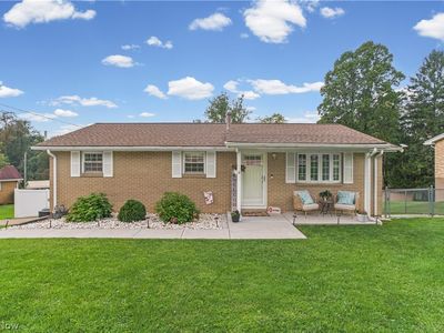 Property at 413 Olive Dr, Wintersville, OH