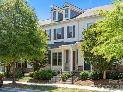 1224 Whitby Moore St