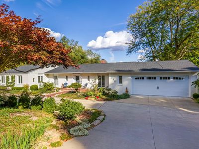 732 Mount Parnassus Dr