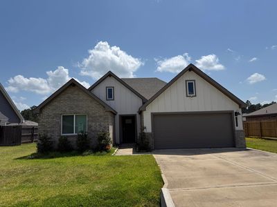 1525 Holly Trails