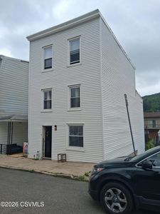 Property at 1422 Market St, Ashland, PA