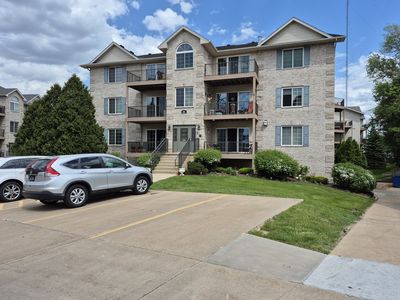 3120 Holiday Ct #7