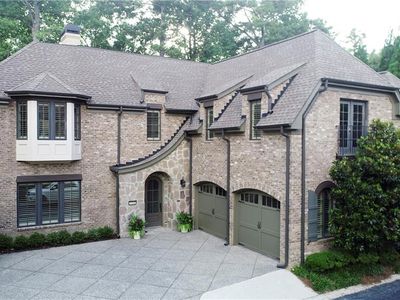 4584 Woodlawn Gates Ln