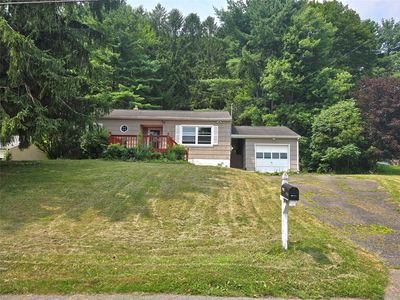 1219 Crestview Dr