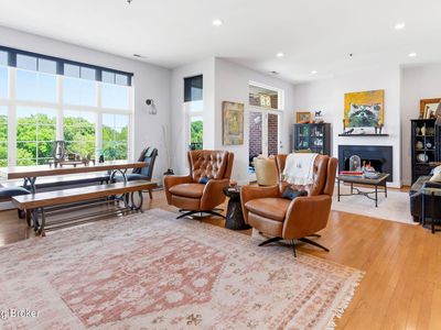 2011 Frankfort Ave Unit 408