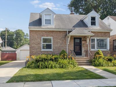 Property at 9431 Jefferson Ave, Brookfield, IL