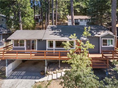 Property at 31472 Panorama Dr, Running Springs, CA