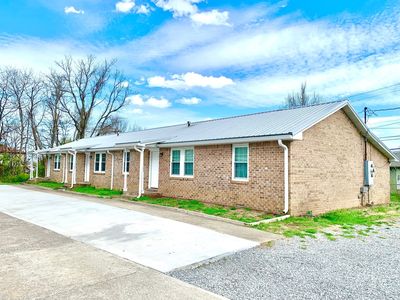 Property at 211 Lexington Dr, Clarksville, TN