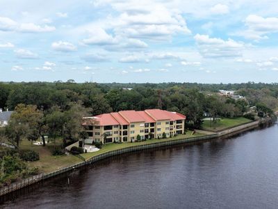 2099 Winterbourne Dr E APT 306