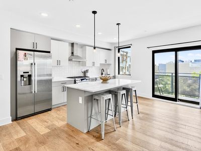 1801 Fairmount Ave #303