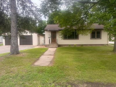 701 Summit Ave S