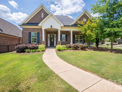 5247 Courtyard Ln
