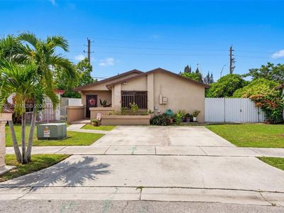 12422 SW 199th St