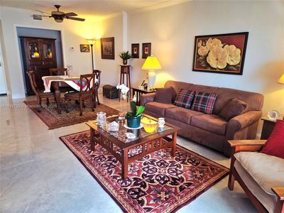 4350 Hillcrest Dr APT 716