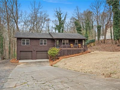 426 Riverlake Ct