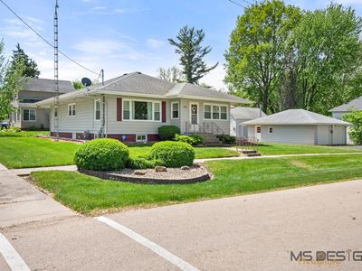 Property at 124 E 2nd St, Kingston, IL