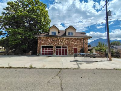 95 W Center St