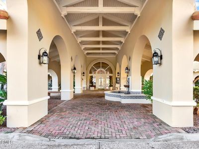 4200 N Miller Rd UNIT 328