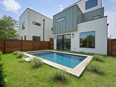 3507 Neal St #2