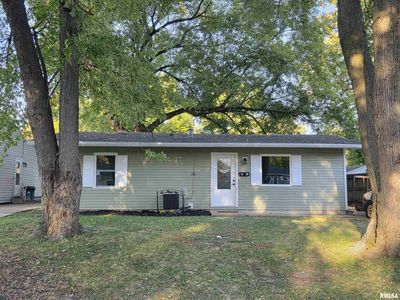 Property at 3520 Ivanhoe Dr, Springfield, IL