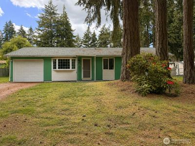 821 Gregory Way SE