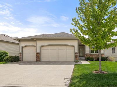 3523 NE Renaissance Dr
