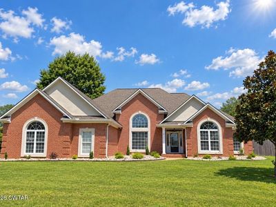 9 Barrymore Cv