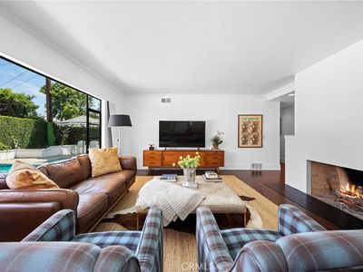 1111 W Sharon Rd