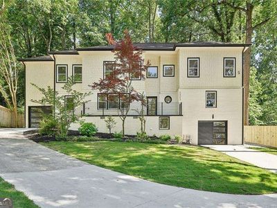 2423 Melinda Dr NE