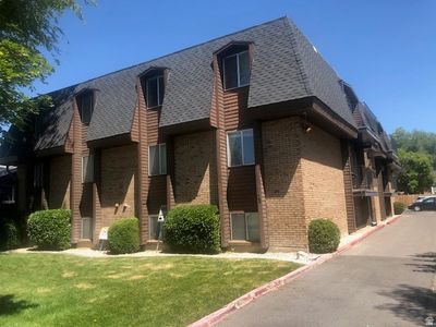 72 W 880 N APT 2