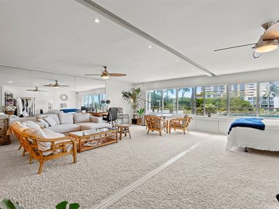 2895 Kalakaua Ave APT 309