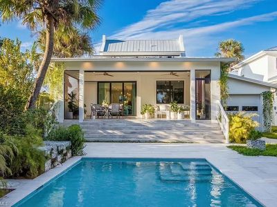 144 JEEPERS DR