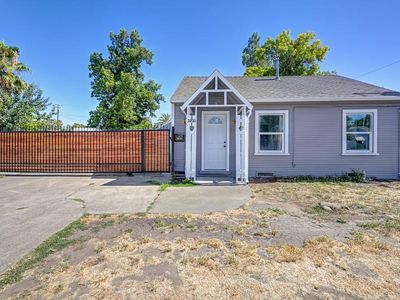 2820 Fruitridge Rd