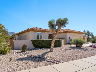 1524 E Crown Ridge Way