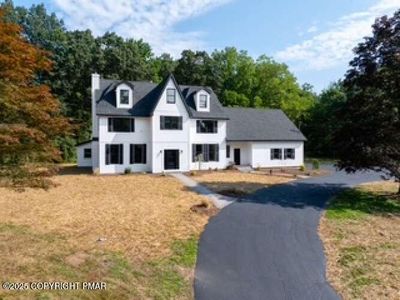 128 Manor Dr