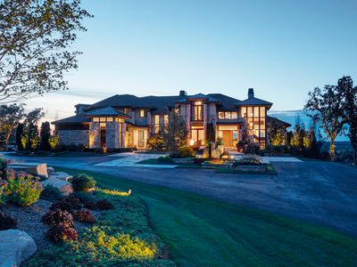 315 S Valley Hill Rd