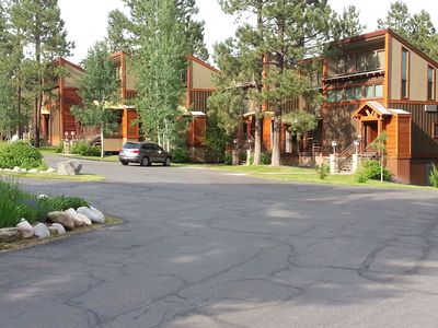 73 S Tamarron Dr #837