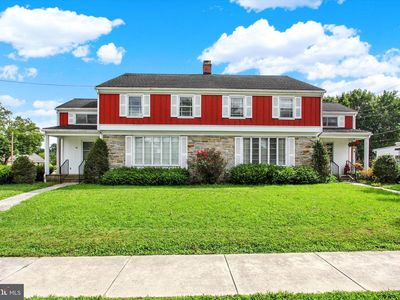 141 Barlow St