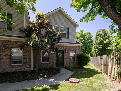 1123 Oatlands Park