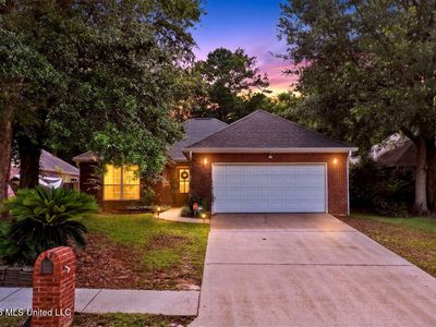 11586 Azalea Trce