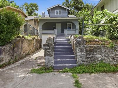 2404 Denver Ave