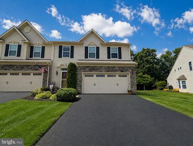 1083 Arbour Ln