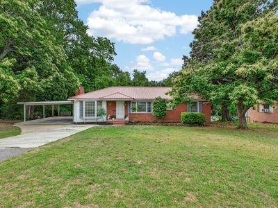411 Forest Cir