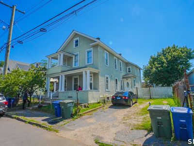 46 Deforest Avenue