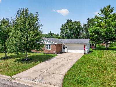 Property at 803 Ridgeview Dr, Bellefontaine, OH