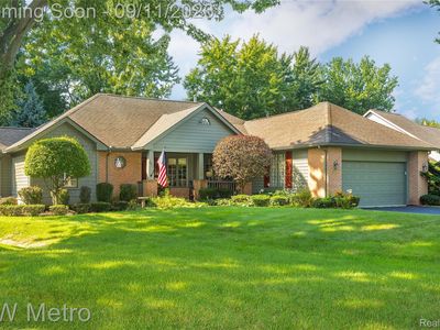 954 Pine Trail Dr