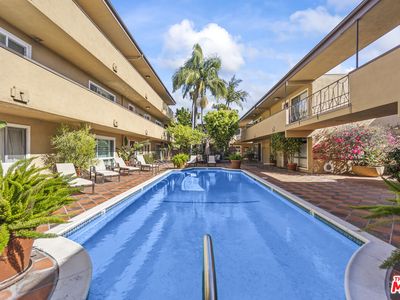 970 Palm Ave APT 209