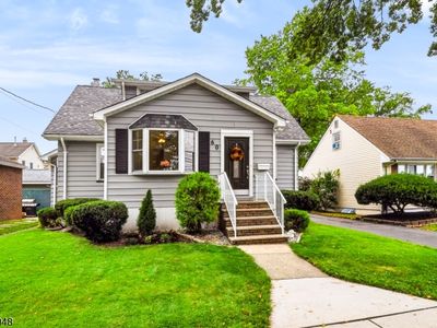 60 W Sumner Ave